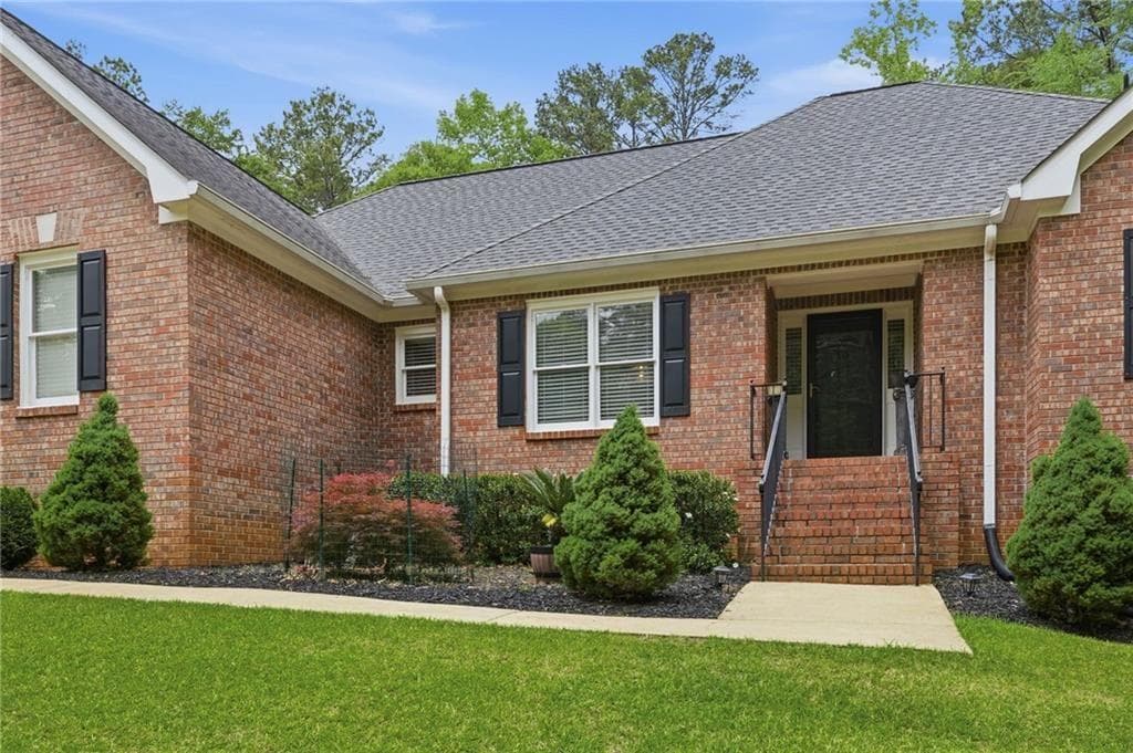 4 bedroom, 3 bathroom, 3,634 sq ft single family residence for sale at 482 Buck Trail, Hoschton, GA 30548 — photo 6