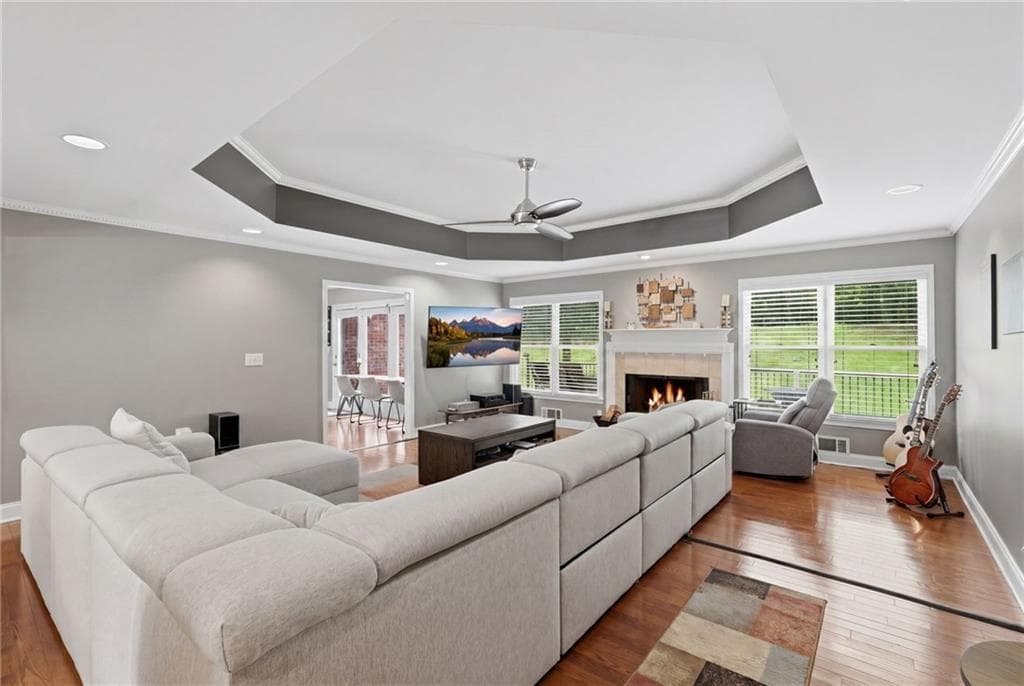 4 bedroom, 3 bathroom, 3,634 sq ft single family residence for sale at 482 Buck Trail, Hoschton, GA 30548 — photo 8