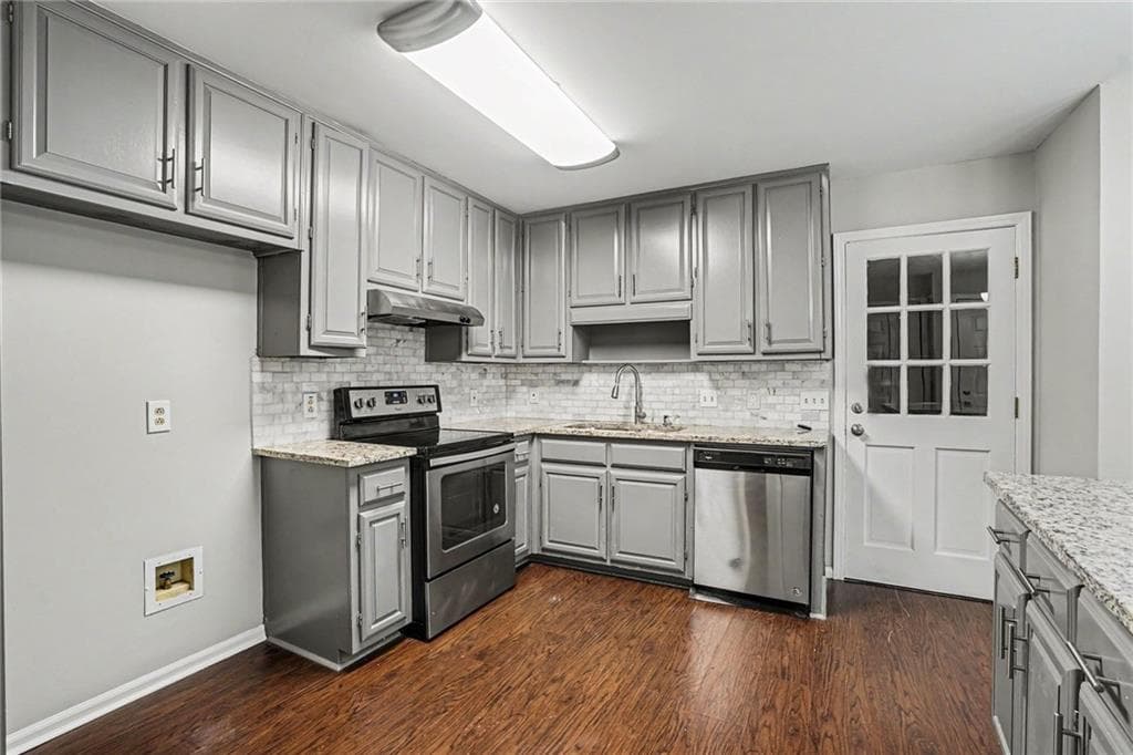 4 bedroom, 4 bathroom, 2,912 sq ft single family residence for sale at 2501 Bechers Brook, Lawrenceville, GA 30043 — photo 10