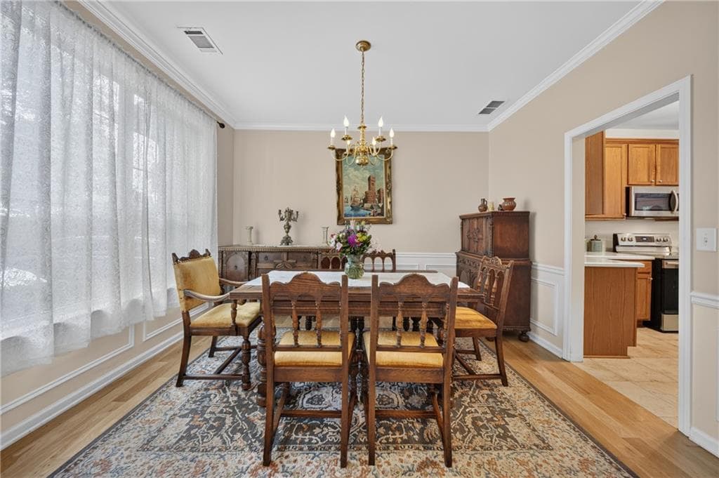 5 bedroom, 4 bathroom, 3,646 sq ft single family residence for sale at 2593 Back Creek Chase, Dacula, GA 30019 — photo 7