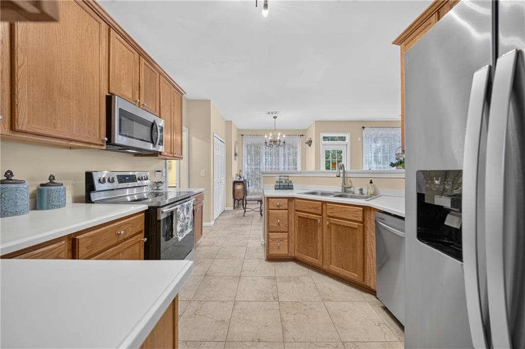 5 bedroom, 4 bathroom, 3,646 sq ft single family residence for sale at 2593 Back Creek Chase, Dacula, GA 30019 — photo 10