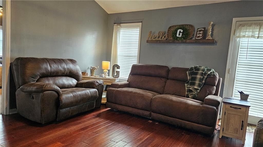 3 bedroom, 2 bathroom, 1,224 sq ft single family residence under contract at 54 Leisure Drive, Rome, GA 30165 — photo 7