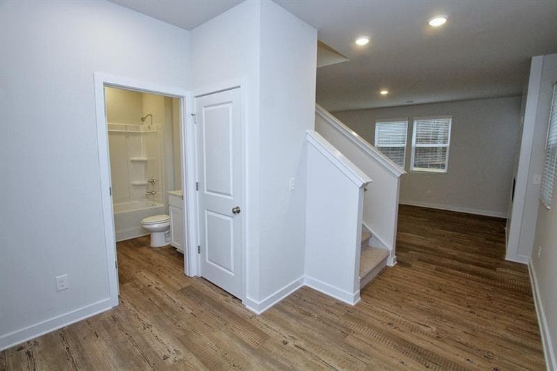 4 bedroom, 3 bathroom single family residence for rent at 5153 Union Heights Way, Flowery Branch, GA 30542 for $2,400 a month — photo 3