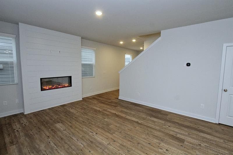 4 bedroom, 3 bathroom single family residence for rent at 5153 Union Heights Way, Flowery Branch, GA 30542 for $2,400 a month — photo 7