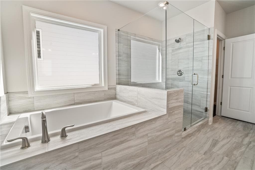 3 bedroom, 3 bathroom, 2,445 sq ft single family residence under contract at 135 Herring Drive, Hoschton, GA 30548 — photo 4