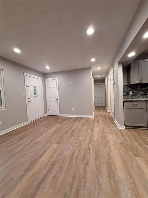 4 bedroom, 2 bathroom, 962 sq ft single family residence for rent at 657 Robert E Lee Parkway, Jonesboro, GA 30238 for $1,680 a month — photo 4