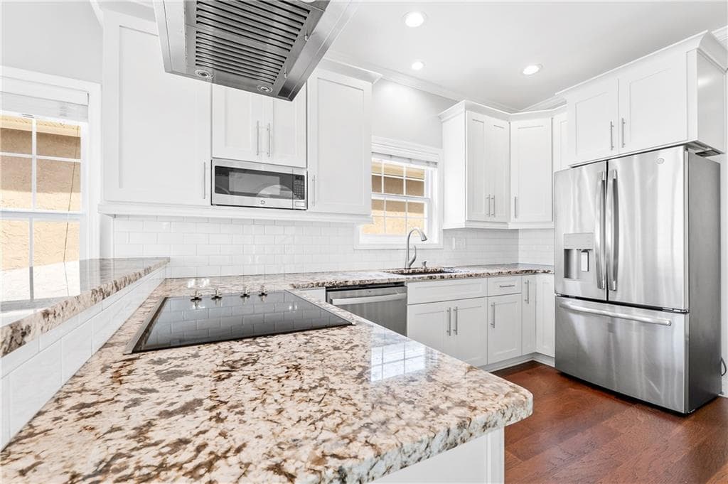 3 bedroom, 3 bathroom, 1,990 sq ft single family residence under contract at 154 Wexford Court, Stockbridge, GA 30281 — photo 8