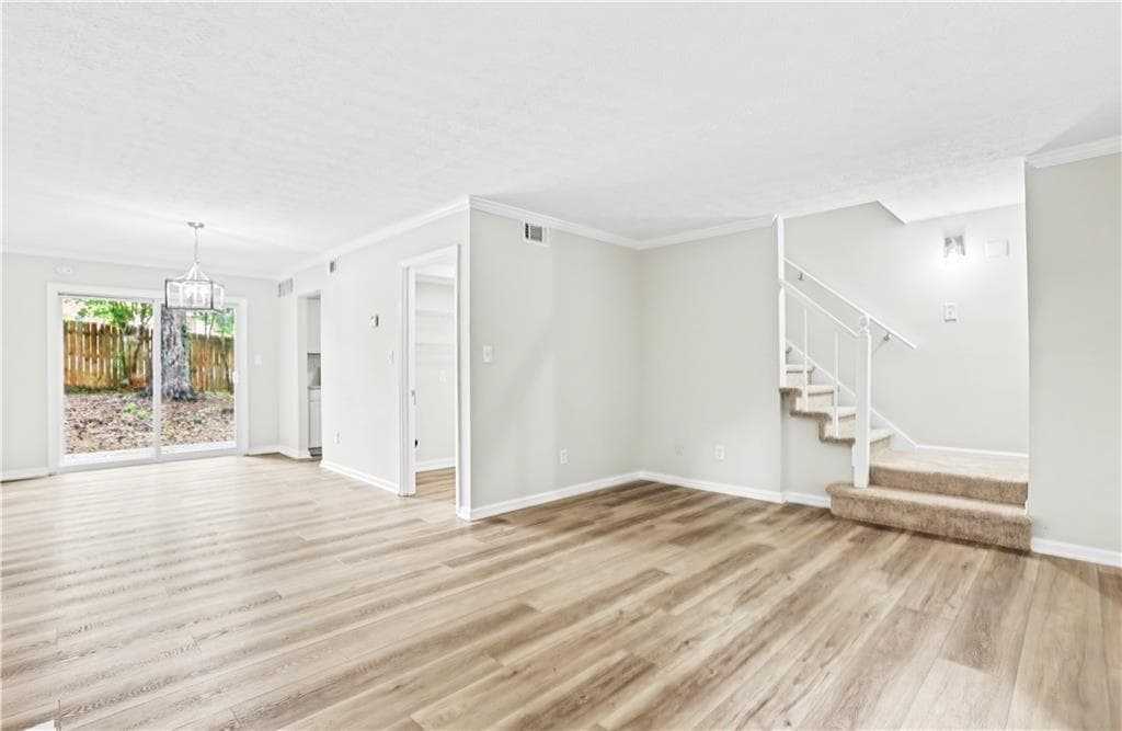 2 bedroom, 2 bathroom, 1,160 sq ft townhouse for sale at 1074 New Haven Drive, Marietta, GA 30064 — photo 10