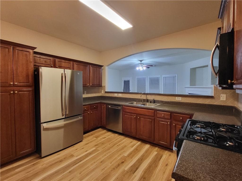 3 bedroom, 3 bathroom, 1,900 sq ft townhouse for rent at 52 Burns View Court 53L, Lawrenceville, GA 30044 for $2,095 a month — photo 5