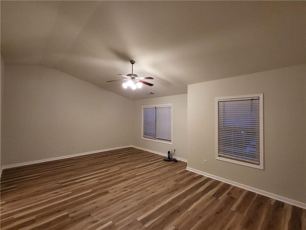 3 bedroom, 3 bathroom, 1,900 sq ft townhouse for rent at 52 Burns View Court 53L, Lawrenceville, GA 30044 for $2,095 a month — photo 10
