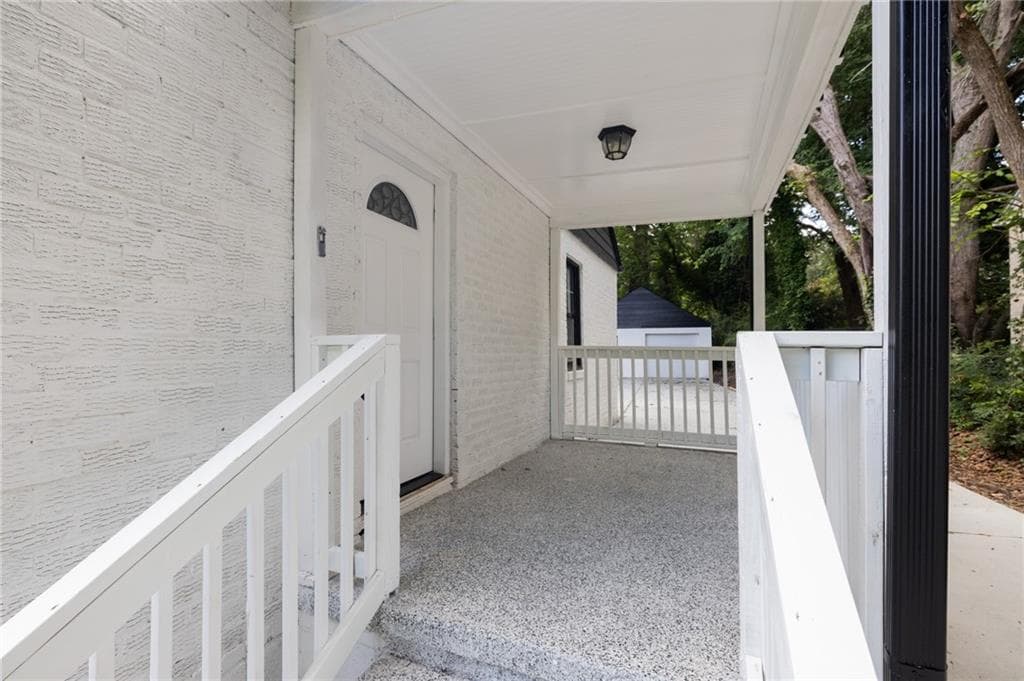 3 bedroom, 2 bathroom, 1,178 sq ft single family residence for sale at 1803 S Gordon Street, Atlanta, GA 30310 — photo 3