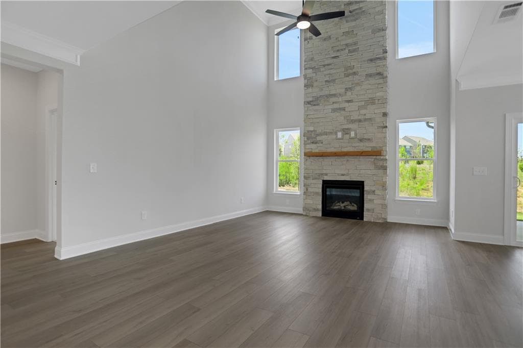 4 bedroom, 4 bathroom, 2,449 sq ft single family residence for sale at 140 Coffee Lane, Hoschton, GA 30548 — photo 8