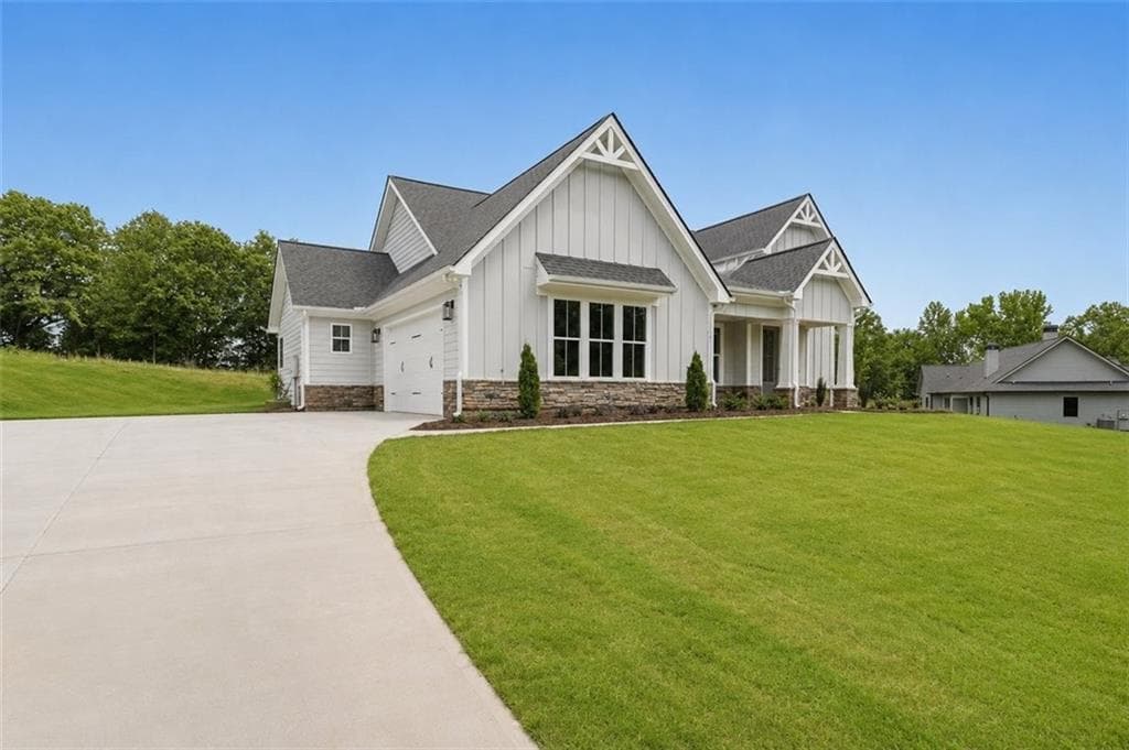 4 bedroom, 4 bathroom, 2,350 sq ft single family residence for sale at 77 Maney Drive, Statham, GA 30666 — photo 3