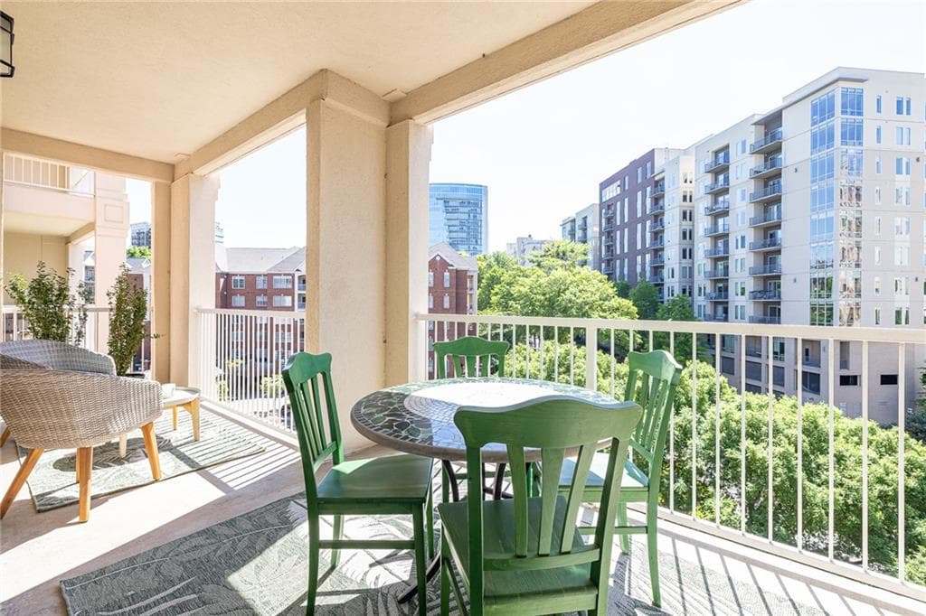 2 bedroom, 3 bathroom, 1,693 sq ft condominium sold at 211 Colonial Homes Drive 2508, Atlanta, GA 30309