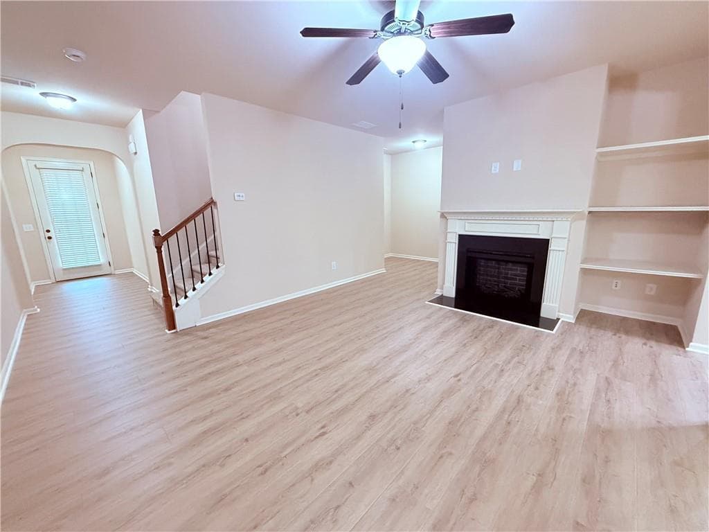 3 bedroom, 3 bathroom, 1,998 sq ft townhouse for rent at 3282 Brockenhurst Drive, Buford, GA 30519 for $2,300 a month — photo 2