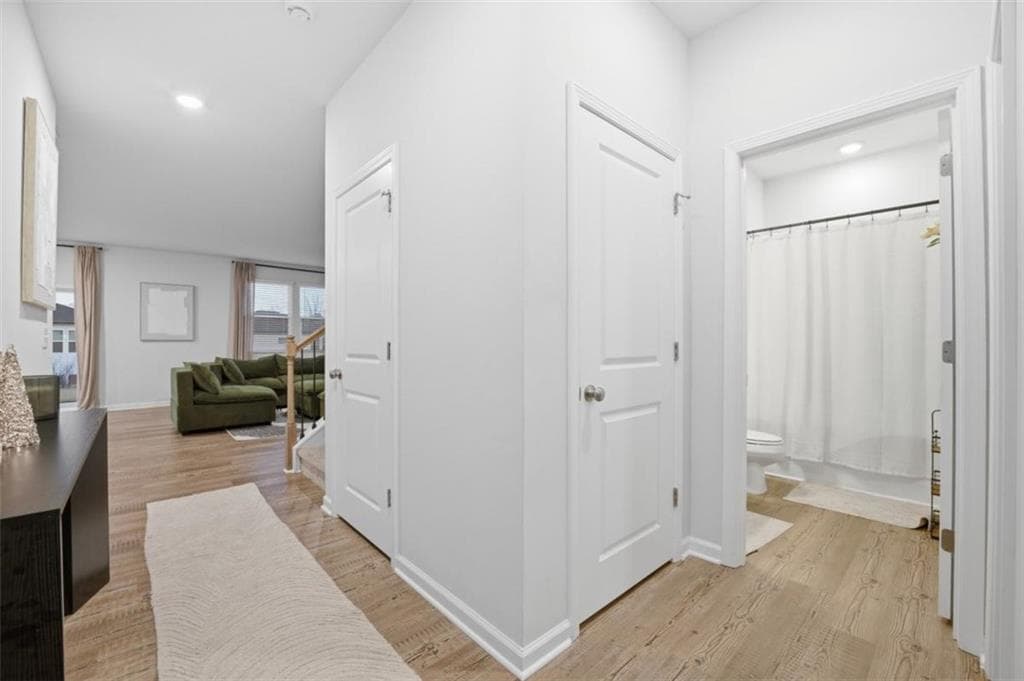 5 bedroom, 3 bathroom, 2,774 sq ft single family residence for sale at 7129 Timberland Trail, Lithonia, GA 30058 — photo 5