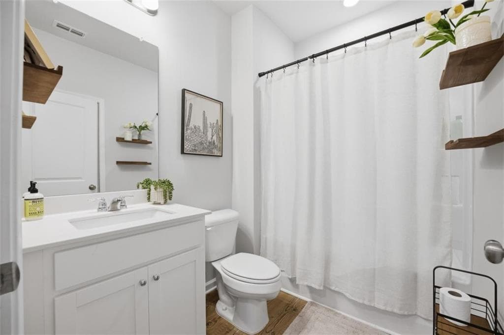 5 bedroom, 3 bathroom, 2,774 sq ft single family residence for sale at 7129 Timberland Trail, Lithonia, GA 30058 — photo 6