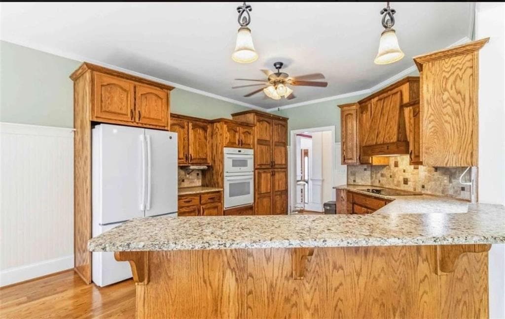 5 bedroom, 4 bathroom, 3,572 sq ft single family residence for sale at 5 Whipporwill Drive, Oxford, GA 30054 — photo 2