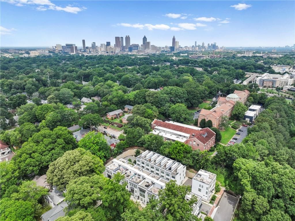 1 bedroom, 1 bathroom, 656 sq ft condominium for sale at 729 Eloise Way A, Atlanta, GA 30312 — photo 9