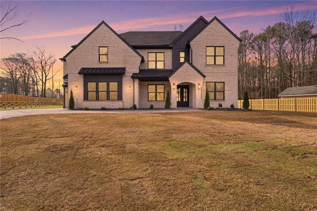 4 bedroom, 6 bathroom, 5,200 sq ft single family residence sold at 2200 OLD FOUNTAIN Road, Lawrenceville, GA 30043