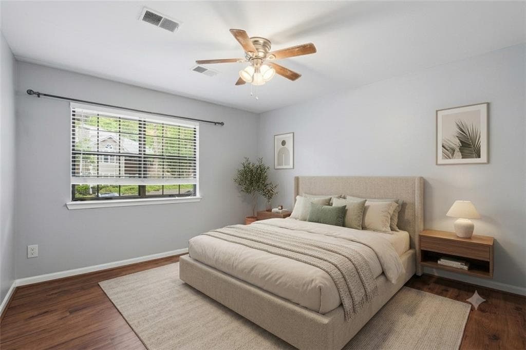 1 bedroom, 1 bathroom, 831 sq ft condominium for sale at 619 Barrington Hills Drive, Atlanta, GA 30350 — photo 3