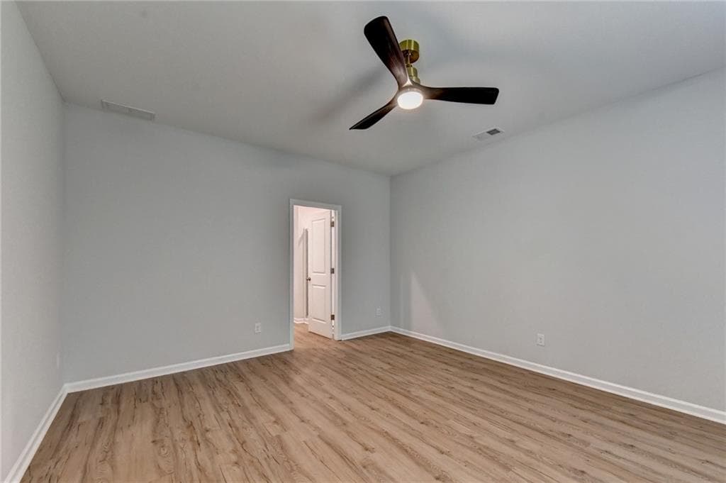 5 bedroom, 3 bathroom single family residence for rent at 175 Grey Falcon Avenue, Braselton, GA 30517 for $2,350 a month — photo 9