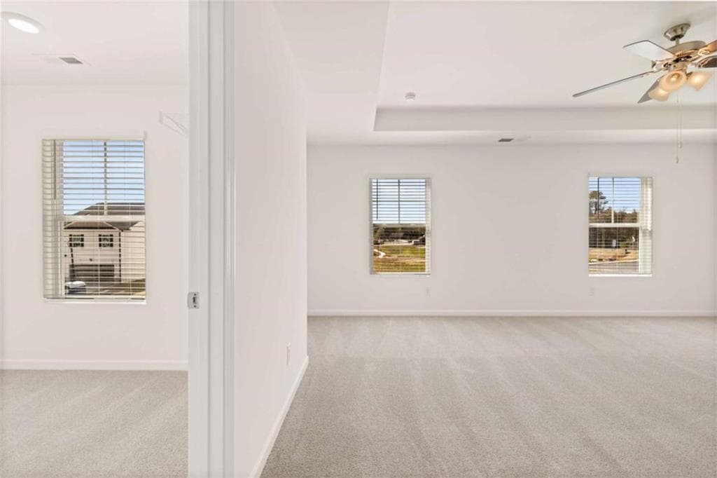 4 bedroom, 3 bathroom, 2,017 sq ft single family residence for sale at 11989 Aukerman Way, Hampton, GA 30228 — photo 3