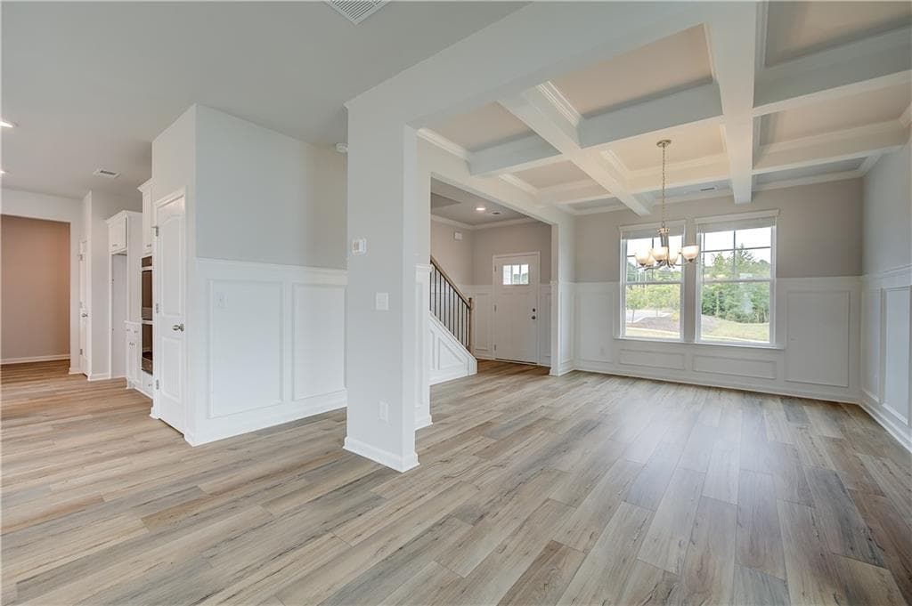 4 bedroom, 4 bathroom, 2,724 sq ft single family residence for sale at 28 Fayme Court, Newnan, GA 30263 — photo 3