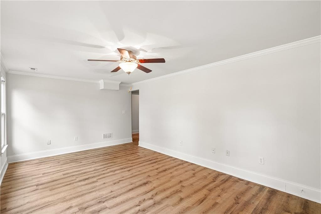 3 bedroom, 5 bathroom, 5,730 sq ft single family residence under contract at 7880 Gable Drive, Douglasville, GA 30135 — photo 3