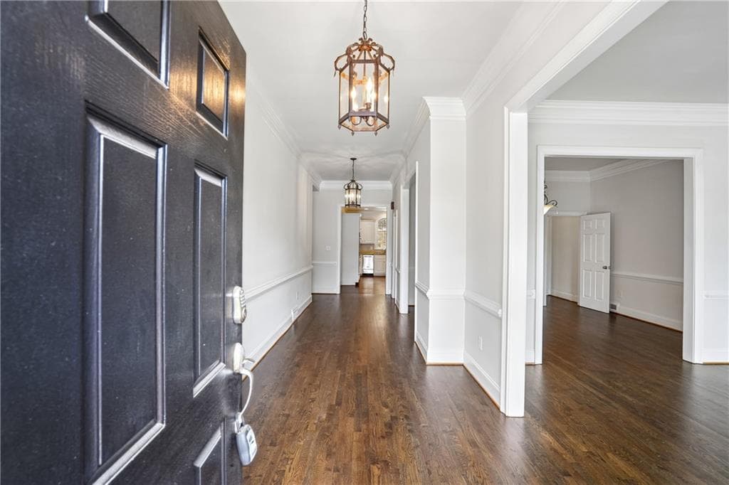 3 bedroom, 5 bathroom, 5,730 sq ft single family residence under contract at 7880 Gable Drive, Douglasville, GA 30135 — photo 6