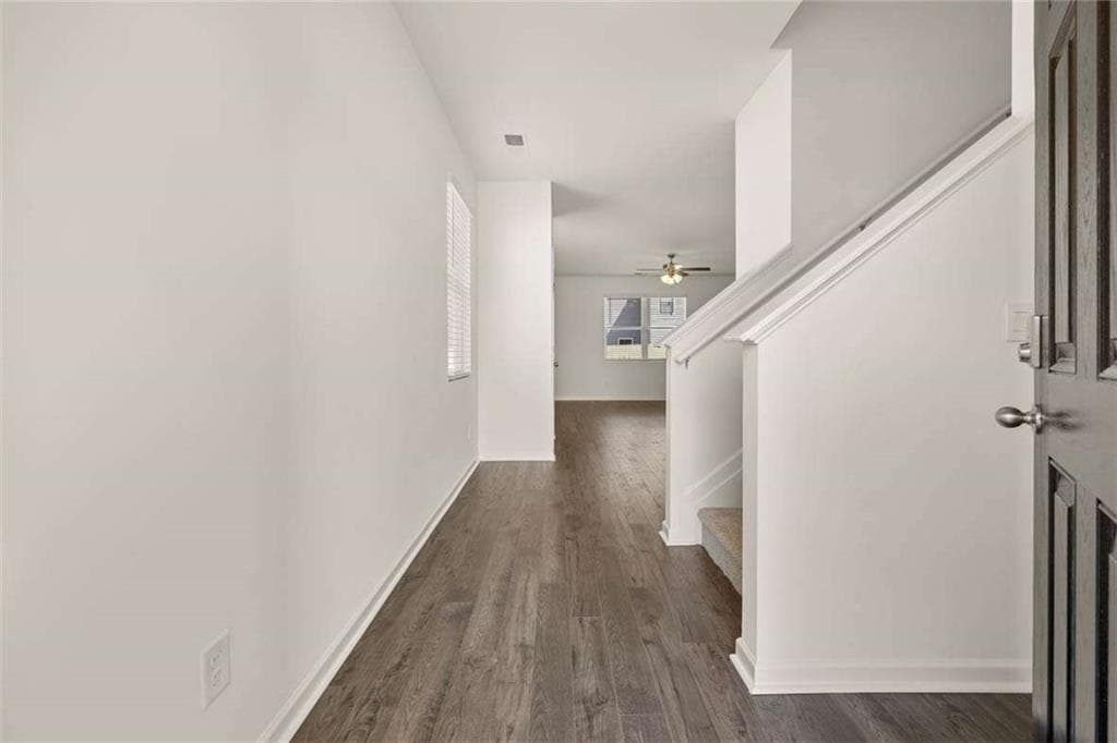 4 bedroom, 3 bathroom, 2,176 sq ft single family residence for sale at 11993 Aukerman Way, Hampton, GA 30228 — photo 2
