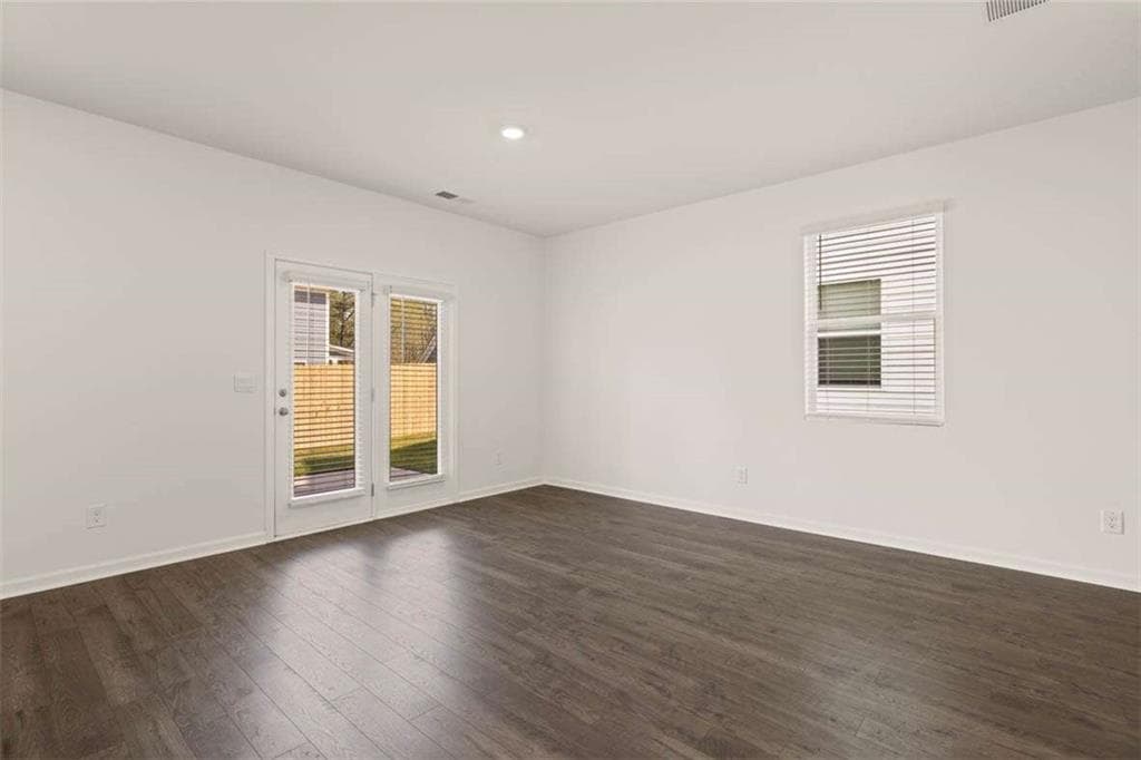 4 bedroom, 3 bathroom, 2,176 sq ft single family residence for sale at 11993 Aukerman Way, Hampton, GA 30228 — photo 9