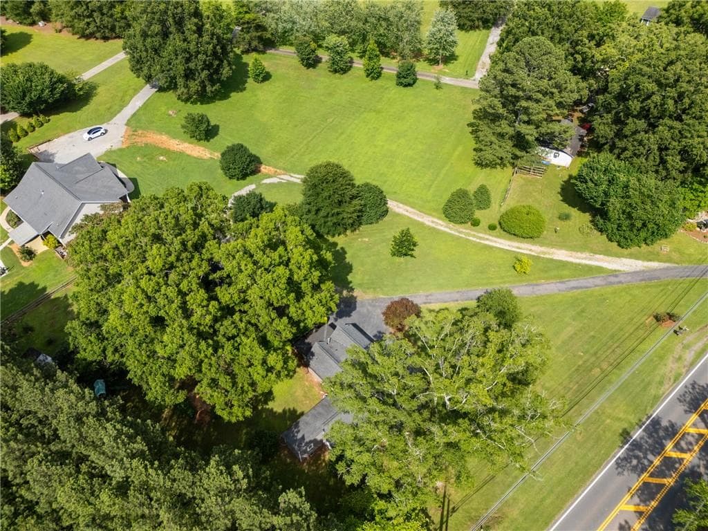 4 bedroom, 3 bathroom, 2,838 sq ft single family residence for sale at 180 Kingston Highway 293, Cartersville, GA 30120 — photo 3