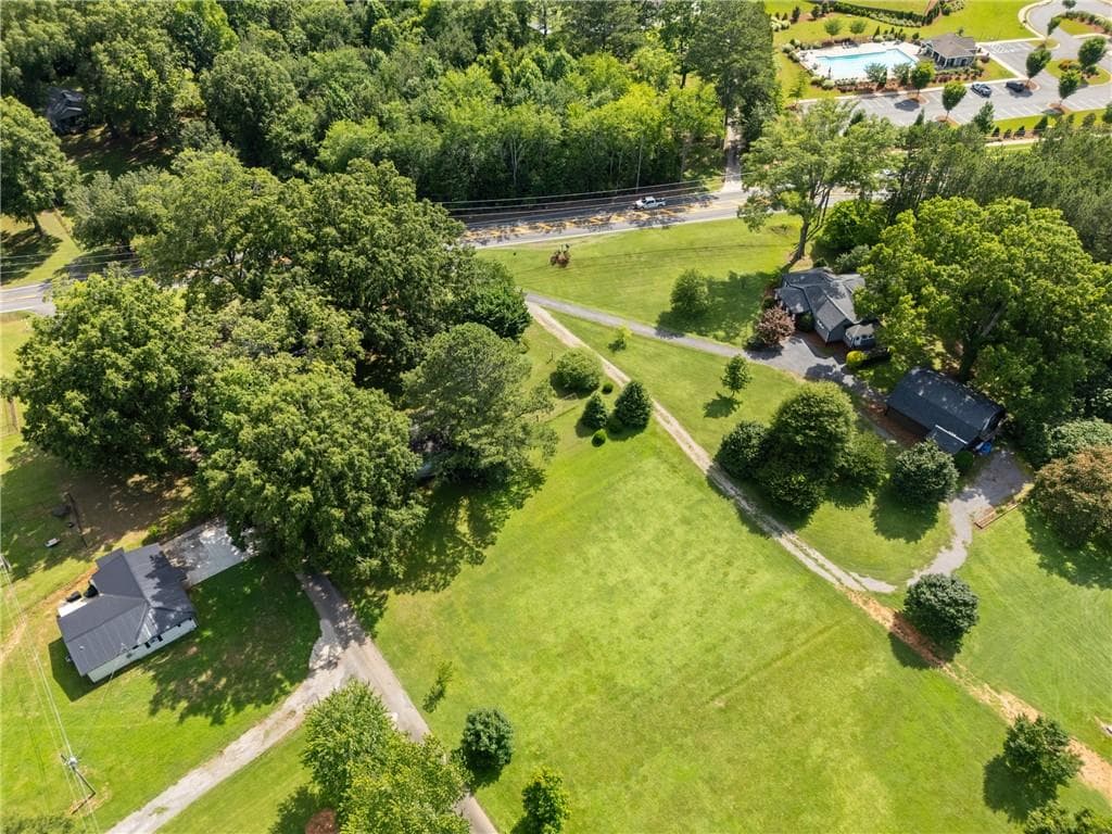 4 bedroom, 3 bathroom, 2,838 sq ft single family residence for sale at 180 Kingston Highway 293, Cartersville, GA 30120 — photo 4