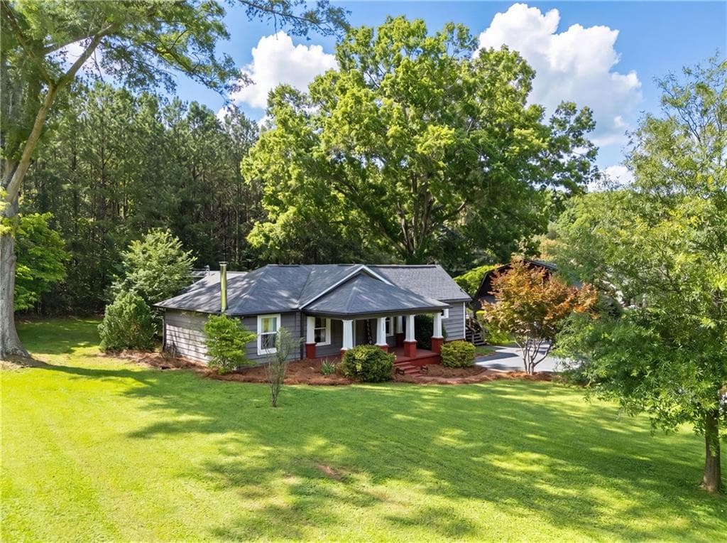 4 bedroom, 3 bathroom, 2,838 sq ft single family residence for sale at 180 Kingston Highway 293, Cartersville, GA 30120 — photo 6