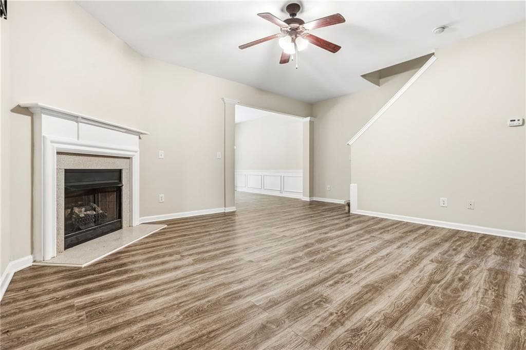3 bedroom, 3 bathroom, 1,696 sq ft townhouse for sale at 2079 Lakeshore Overlook Drive, Kennesaw, GA 30152 — photo 6