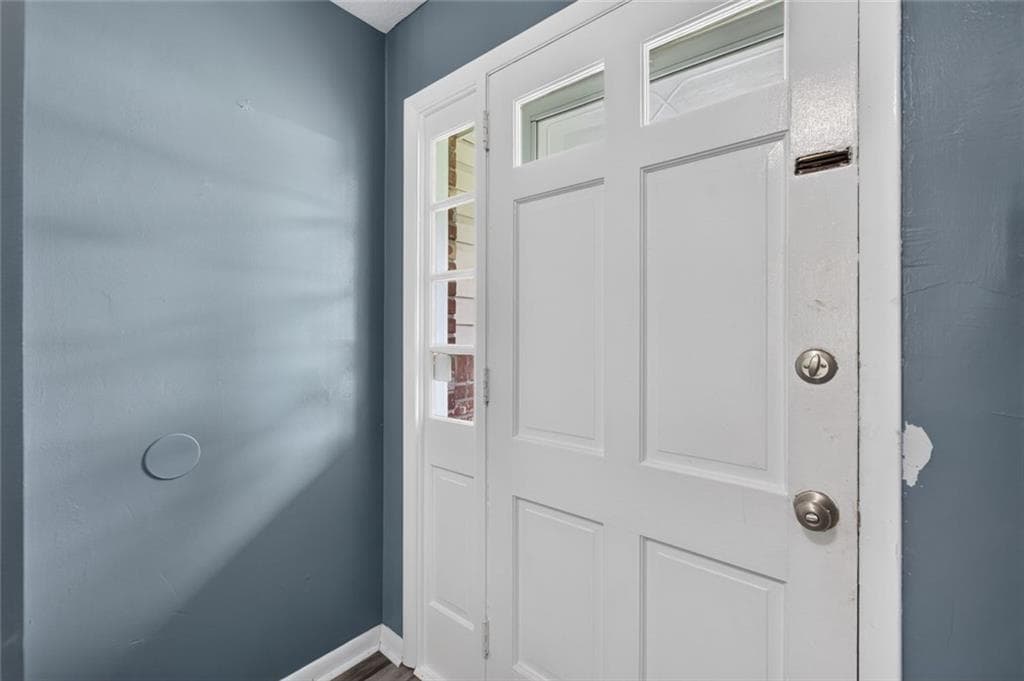 4 bedroom, 3 bathroom, 2,398 sq ft single family residence under contract at 2272 Green Hawk Court, Decatur, GA 30035 — photo 10