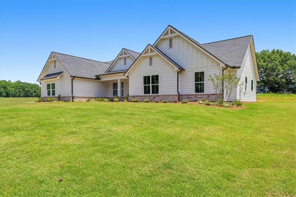 4 bedroom, 4 bathroom single family residence for sale at 131 Maney Drive, Statham, GA 30666 — photo 2
