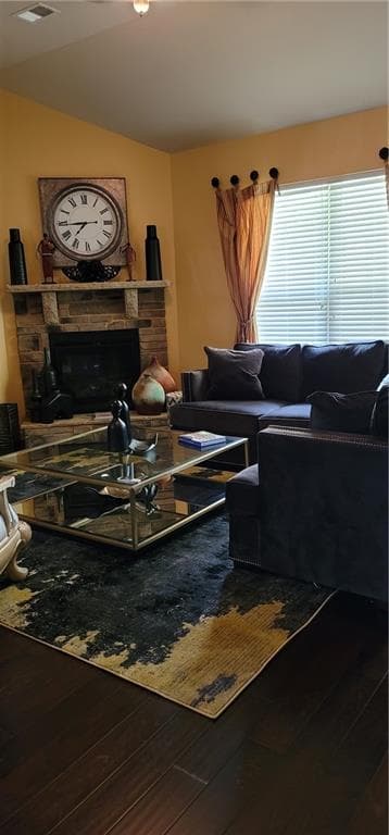 3 bedroom, 3 bathroom, 1,906 sq ft single family residence under contract at 1456 SE Bourdon Bell Drive, Conyers, GA 30013 — photo 3