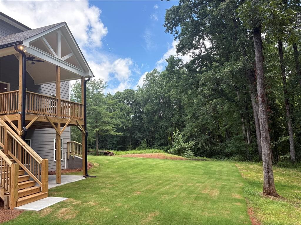 4 bedroom, 3 bathroom, 1,900 sq ft single family residence under contract at 130 Mountain Creek Lane, Maysville, GA 30558 — photo 7