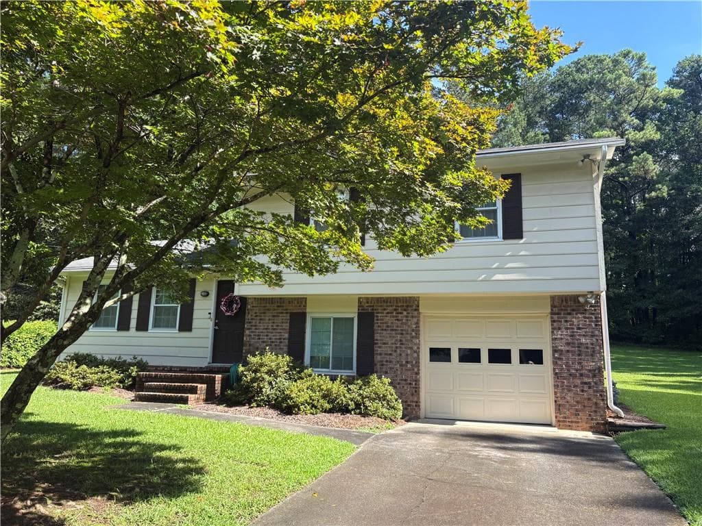 2777 Spanish Oak Drive, Lilburn, GA 30047 — most recent listing photo