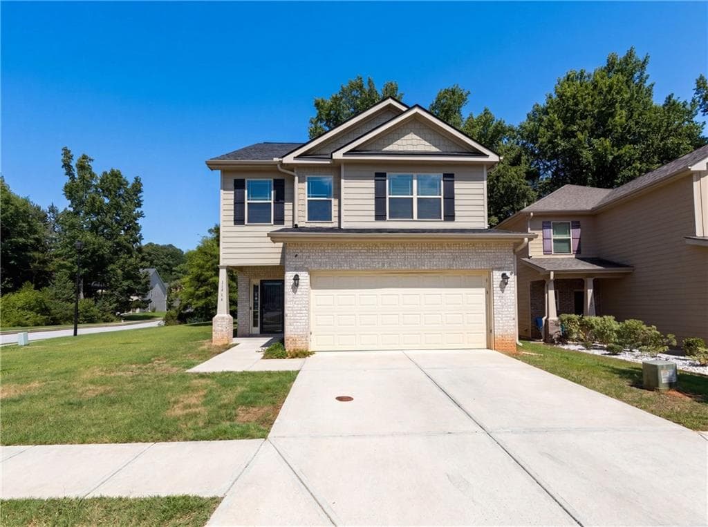 4 bedroom, 3 bathroom, 1,800 sq ft single family residence under contract at 11916 Lovejoy Crossing Place, Hampton, GA 30228