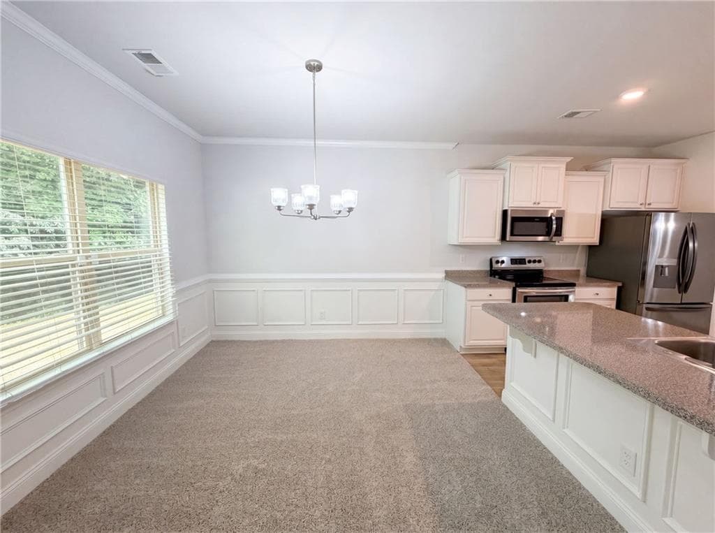 4 bedroom, 3 bathroom, 1,800 sq ft single family residence under contract at 11916 Lovejoy Crossing Place, Hampton, GA 30228 — photo 5