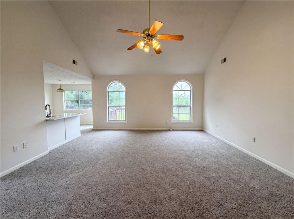 5 bedroom, 3 bathroom, 2,867 sq ft single family residence under contract at 5355 Queen Ester Court, Ellenwood, GA 30294 — photo 3