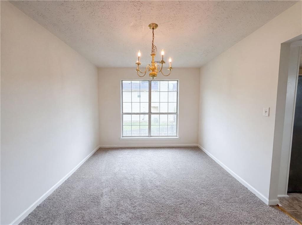 5 bedroom, 3 bathroom, 2,867 sq ft single family residence under contract at 5355 Queen Ester Court, Ellenwood, GA 30294 — photo 6