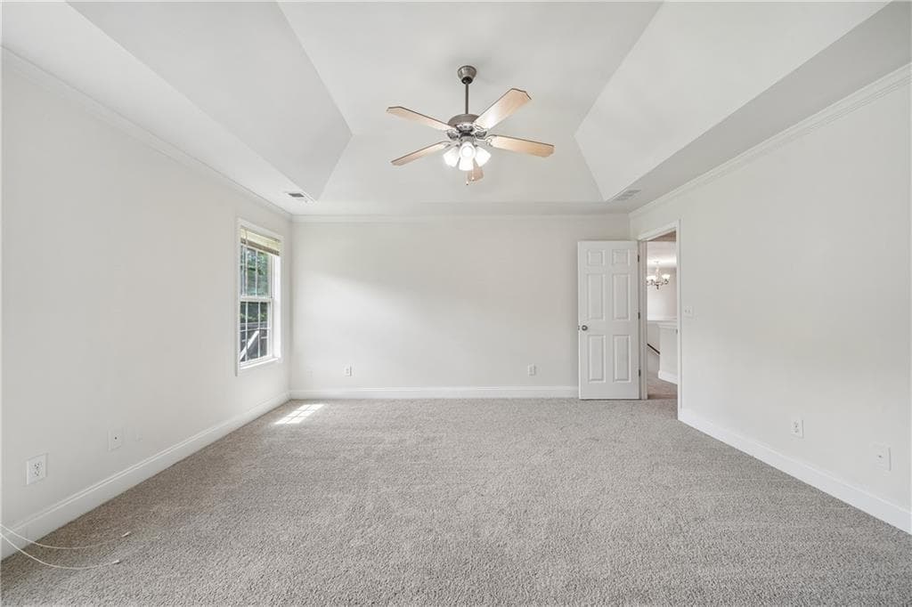 3 bedroom, 2 bathroom, 2,544 sq ft single family residence under contract at 70 Feldspar Drive, Jefferson, GA 30549 — photo 4