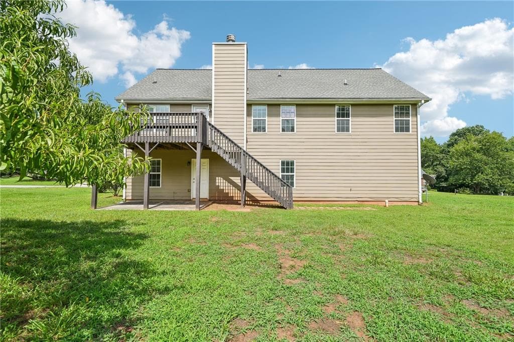 3 bedroom, 2 bathroom, 2,544 sq ft single family residence under contract at 70 Feldspar Drive, Jefferson, GA 30549 — photo 5