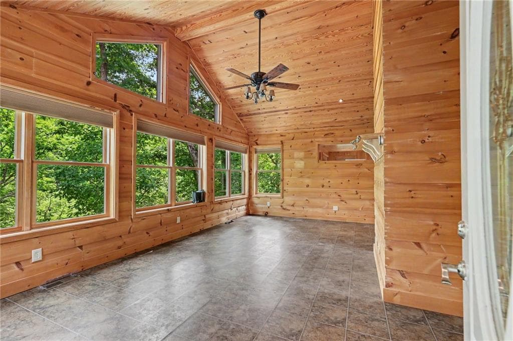 2 bedroom, 2 bathroom, 1,936 sq ft single family residence for sale at 71 Chinquapin Place, Blairsville, GA 30512 — photo 5