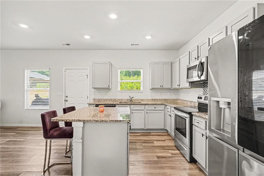 4 bedroom, 3 bathroom, 2,564 sq ft single family residence under contract at 115 Triumph Trail, Covington, GA 30016 — photo 7