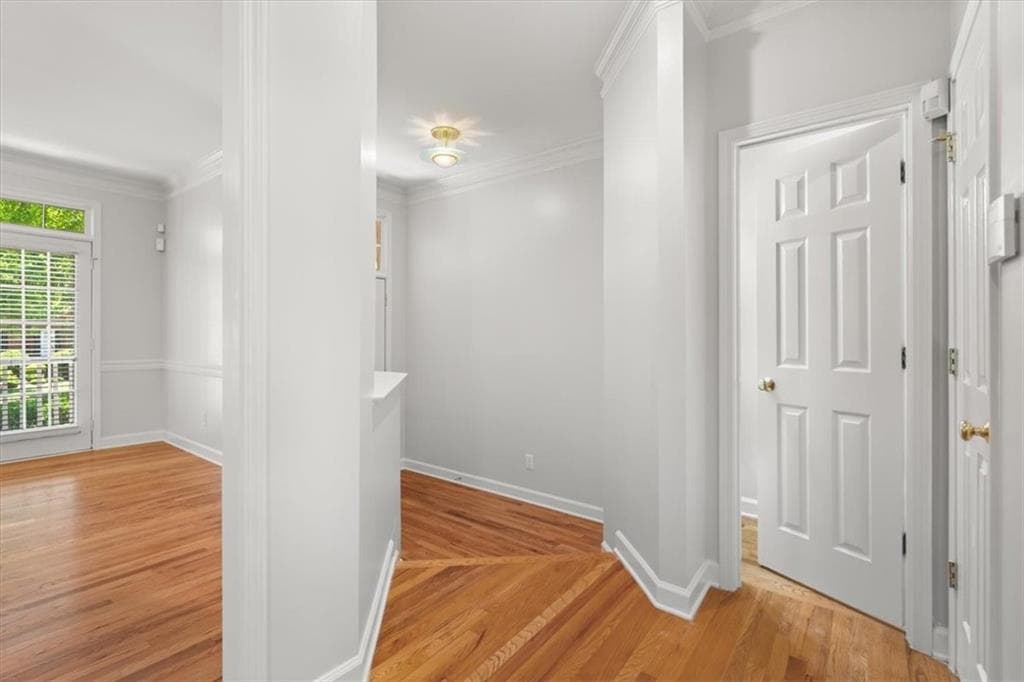 3 bedroom, 4 bathroom, 2,660 sq ft townhouse for rent at 4372 Paces Point Circle, Smyrna, GA 30080 for $3,000 a month — photo 3